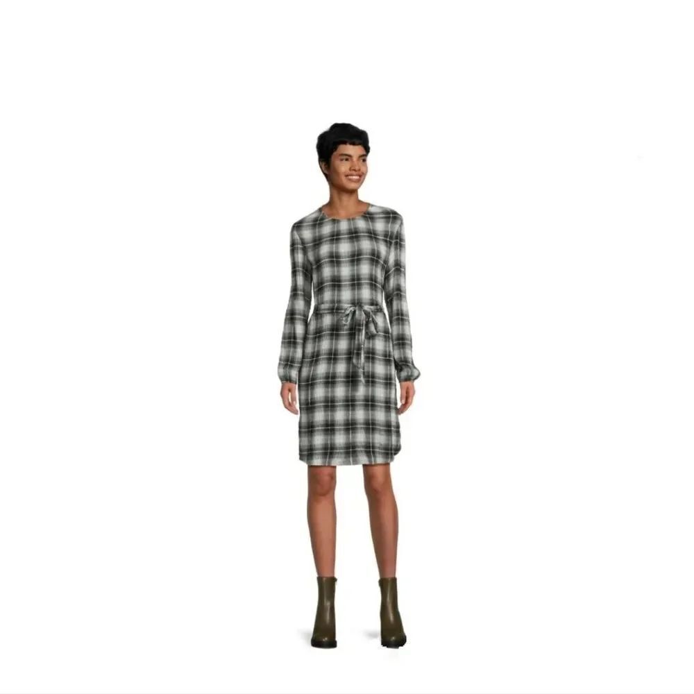 🆕👗Time and Tru Belted Mini Dress